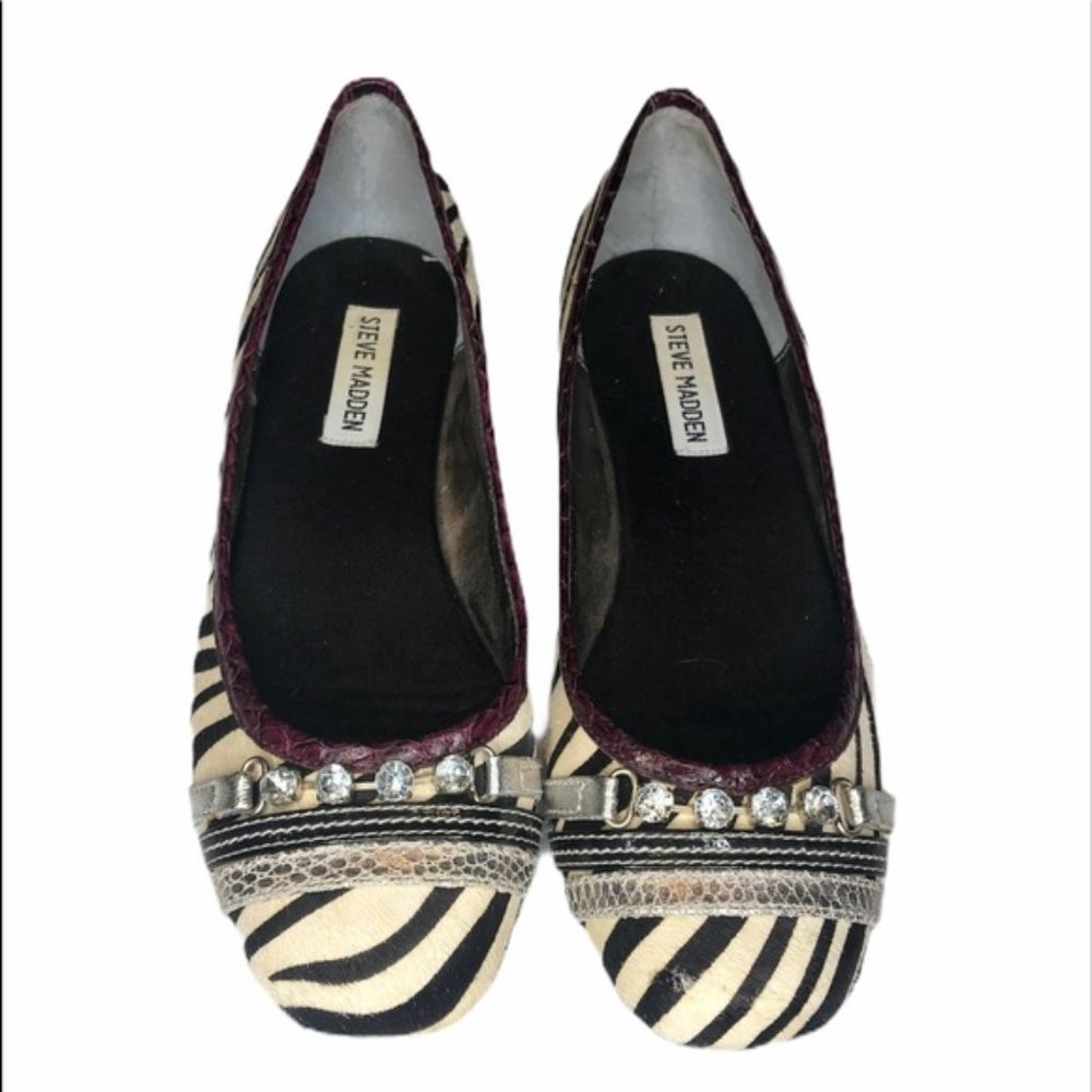 STEVE MADDEN Barnum Calf Hair Zebra Print Flat 7 Embellished Round Toe Gemstone